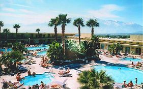 Desert Hot Springs Spa Hotel